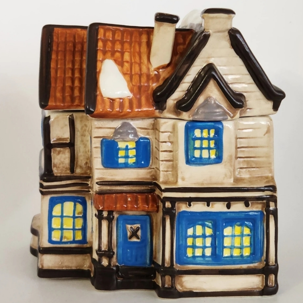 VINTAGE ~ House Shaped Canister Sugar Canister Cookie Jar